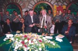 1998 - Asiago - Omaggio a Mario Rigoni Stern, a seguito del conferimento della Laurea Honoris Causa in Scienze Forestali